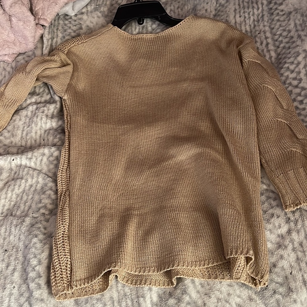 sweater - Picture 2 of 2